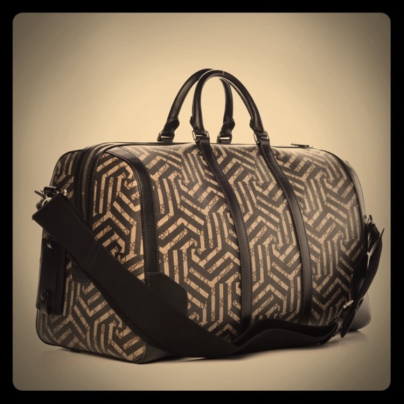 Gucci Other - GUCCI GG Supreme Monogram Caleido Duffle Bag